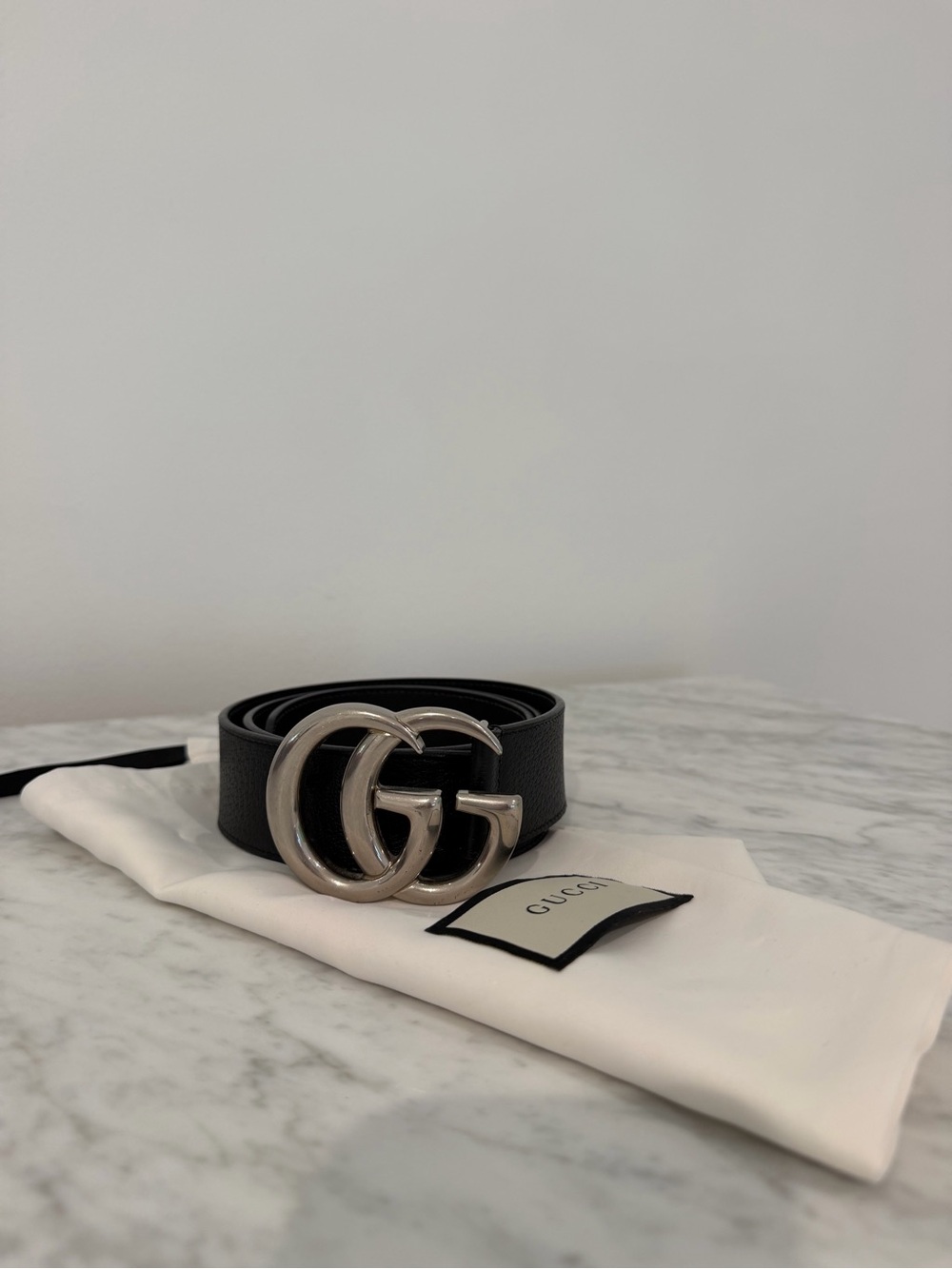 Gucci Black Leather Belt with Silver Double G Buckle  85